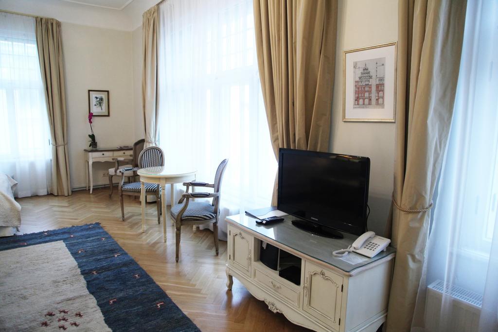 Apartments - Laipu Riga Buitenkant foto