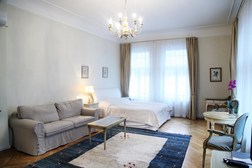 Apartments - Laipu Riga Buitenkant foto